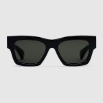 Rectangular frame sunglasses